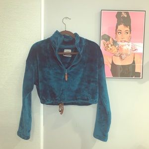 NWOT URBAN OUTFITTERS FUZZY SWEATSHIRT